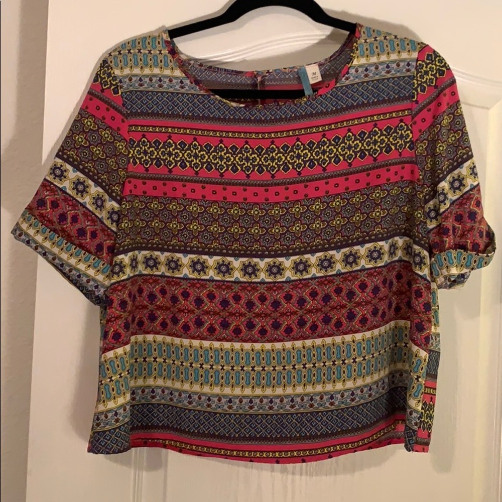 Francesca’s Printed Crop Top
